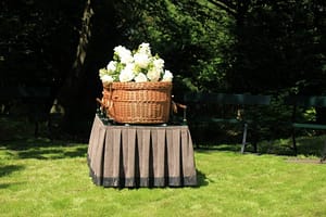 Wicker coffin